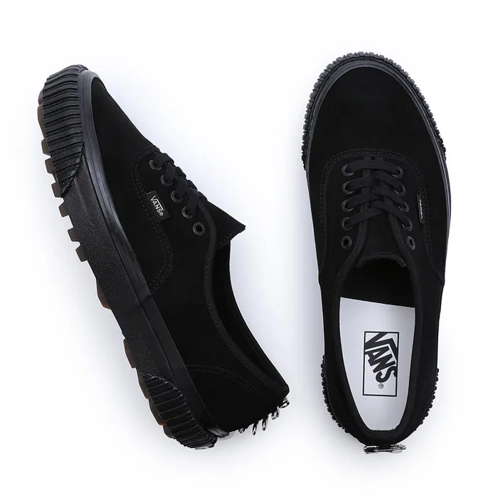 Vans Classics Women Authentic 44 Lug DX Shoes Black