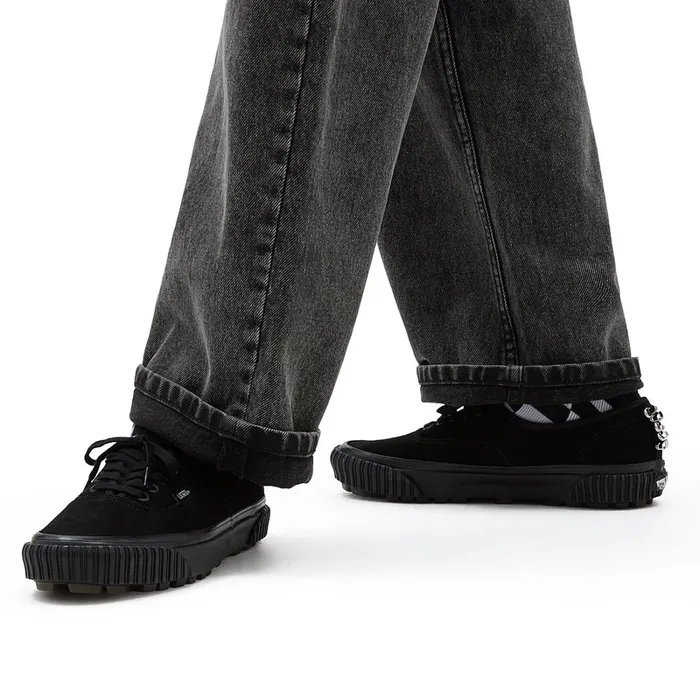 Vans Classics Women Authentic 44 Lug DX Shoes Black