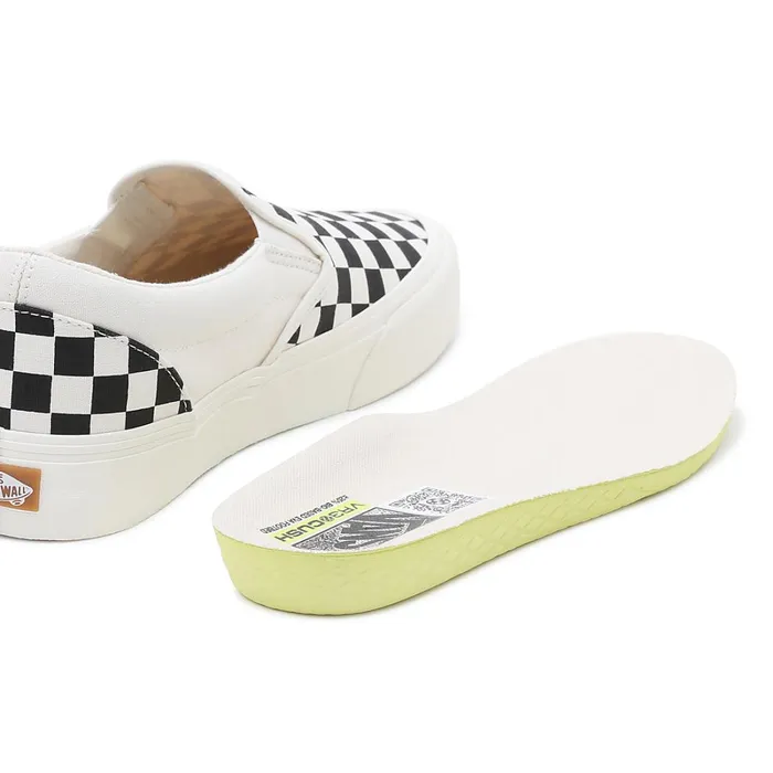 Vans Classics Women SlipOn VR3 Shoes Black