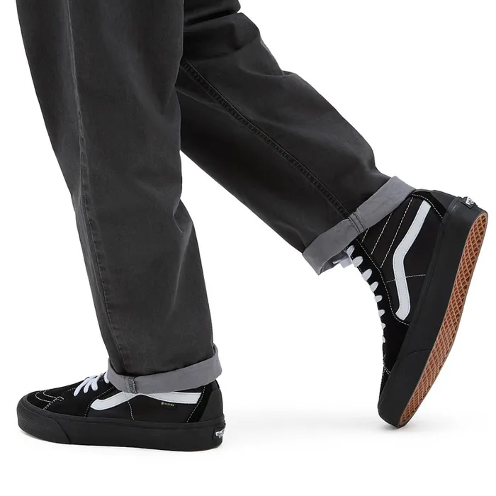 Vans HiTop Shoes Men GoreTex Sk8Hi Shoes Black
