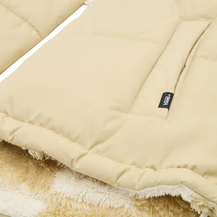 Vans Jackets and Coats Women High Road Reversible MTE1 Puffer Jacket Beige