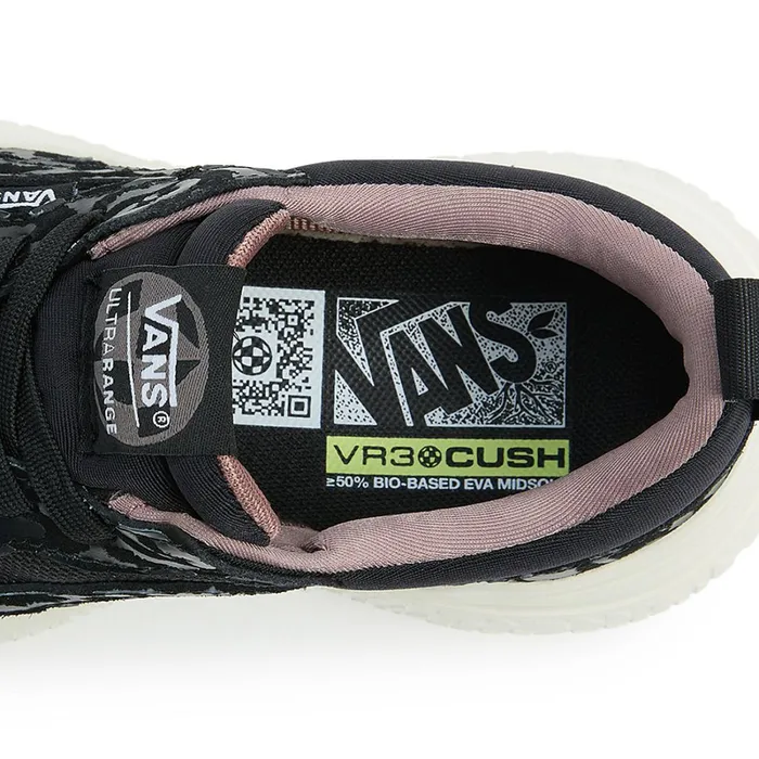 Vans View All Men Animal UltraRange Neo VR3 Shoes Black
