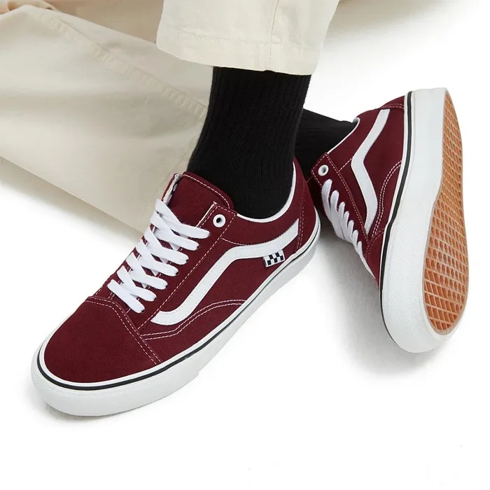 Vans View All Men Skate Old Skool Shoes Red