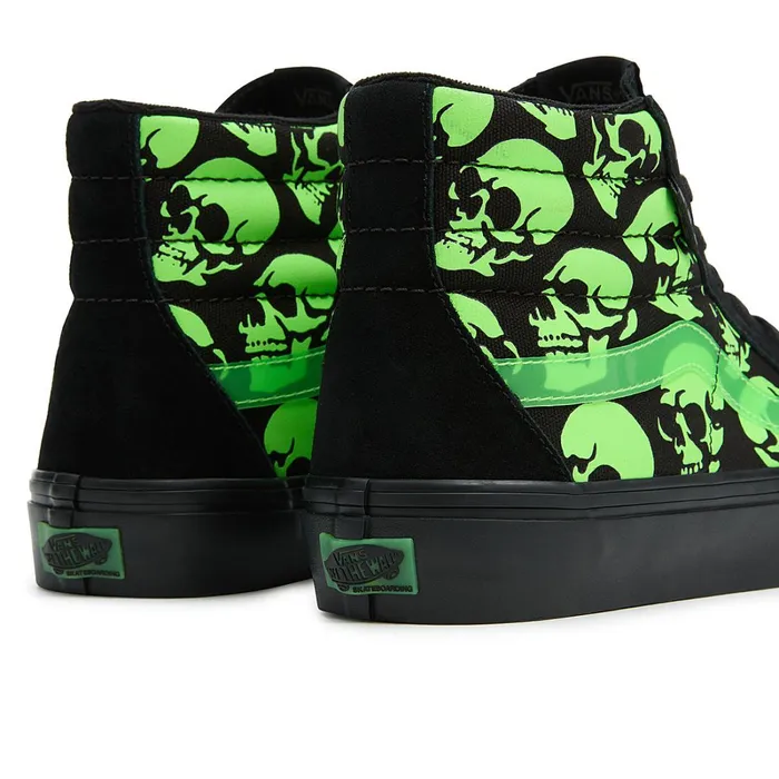 Vans View All Men Skate Sk8Hi Glow Skulls Shoes Green