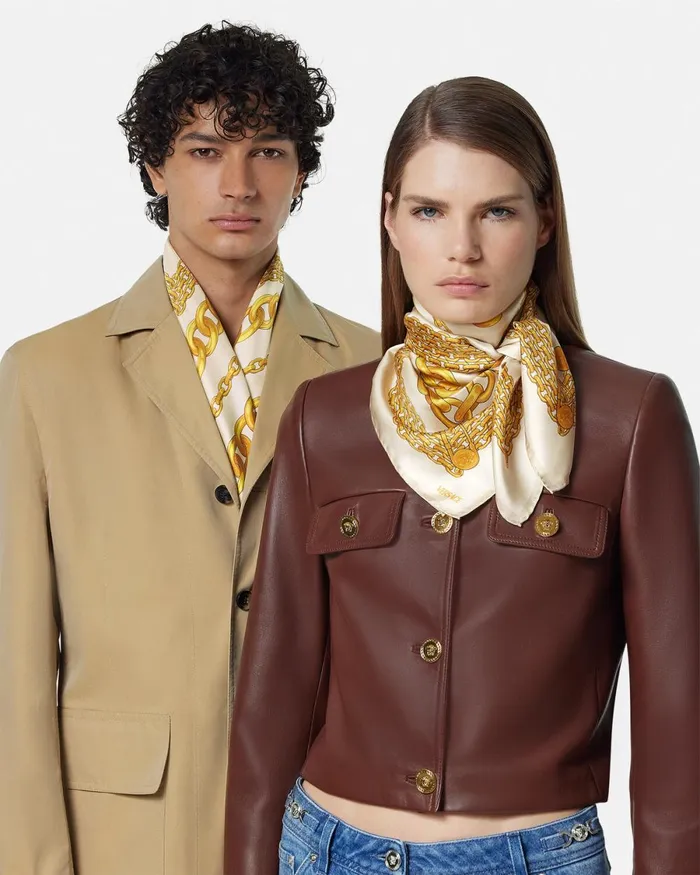 Versace Treasure Large Silk Foulard 354034 Print Women Soft Accessories