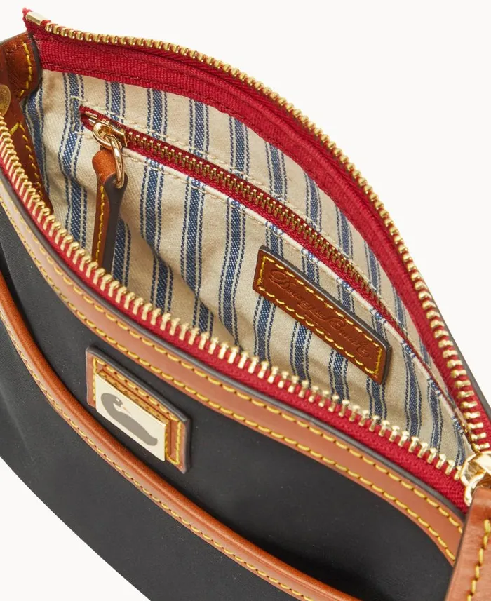 Wayfarer Domed Crossbody Black Woman Dooney and Bourke Crossbodies Wayfarer Domed Crossbody Black Woman Dooney and Bourke Crossbodies