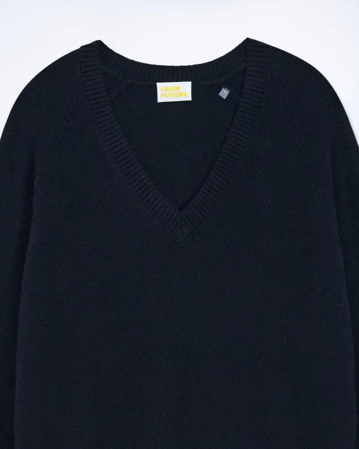 Women Cashmere Sweaters From Future Light Oversize VNeck Sweater Black