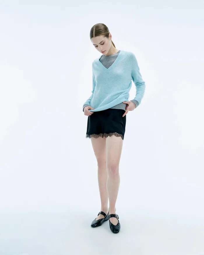 Women Cashmere Sweaters From Future Light Oversize VNeck Sweater Black