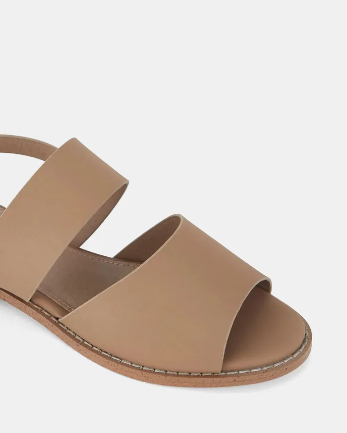 Women Flat Sandals NOVO Shoes TAILS CAMEL Flat Sandals