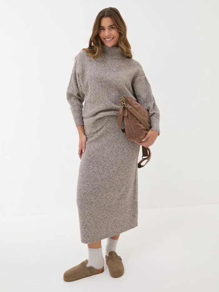 Women Skirts Fat Face Oatmeal Knitted Skirt